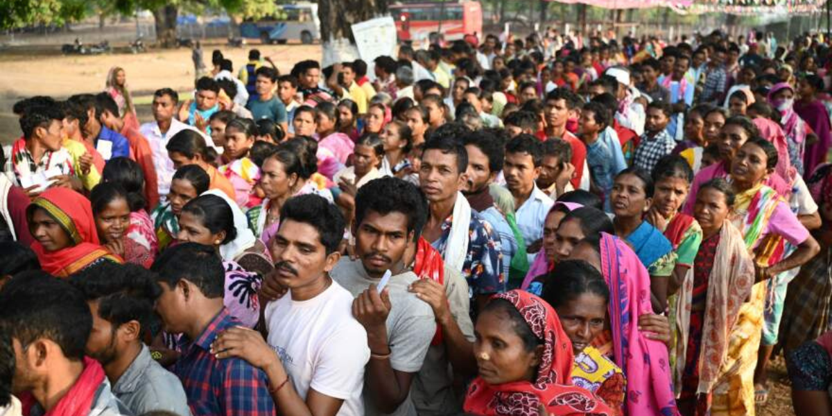 Election Buzz Builds as Ground Activity Picks Up