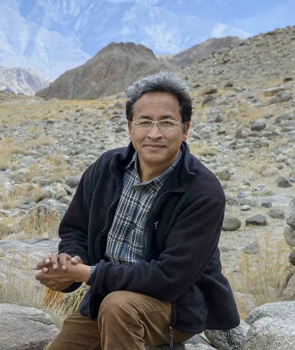 Sonam Wangchuk : Man Who Inspired 3 Idiots Fights NEET Paper Leaks..