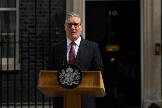 Keir Starmer Announces Resignation as UK Prime Minister, Leadership Race Set to Begin