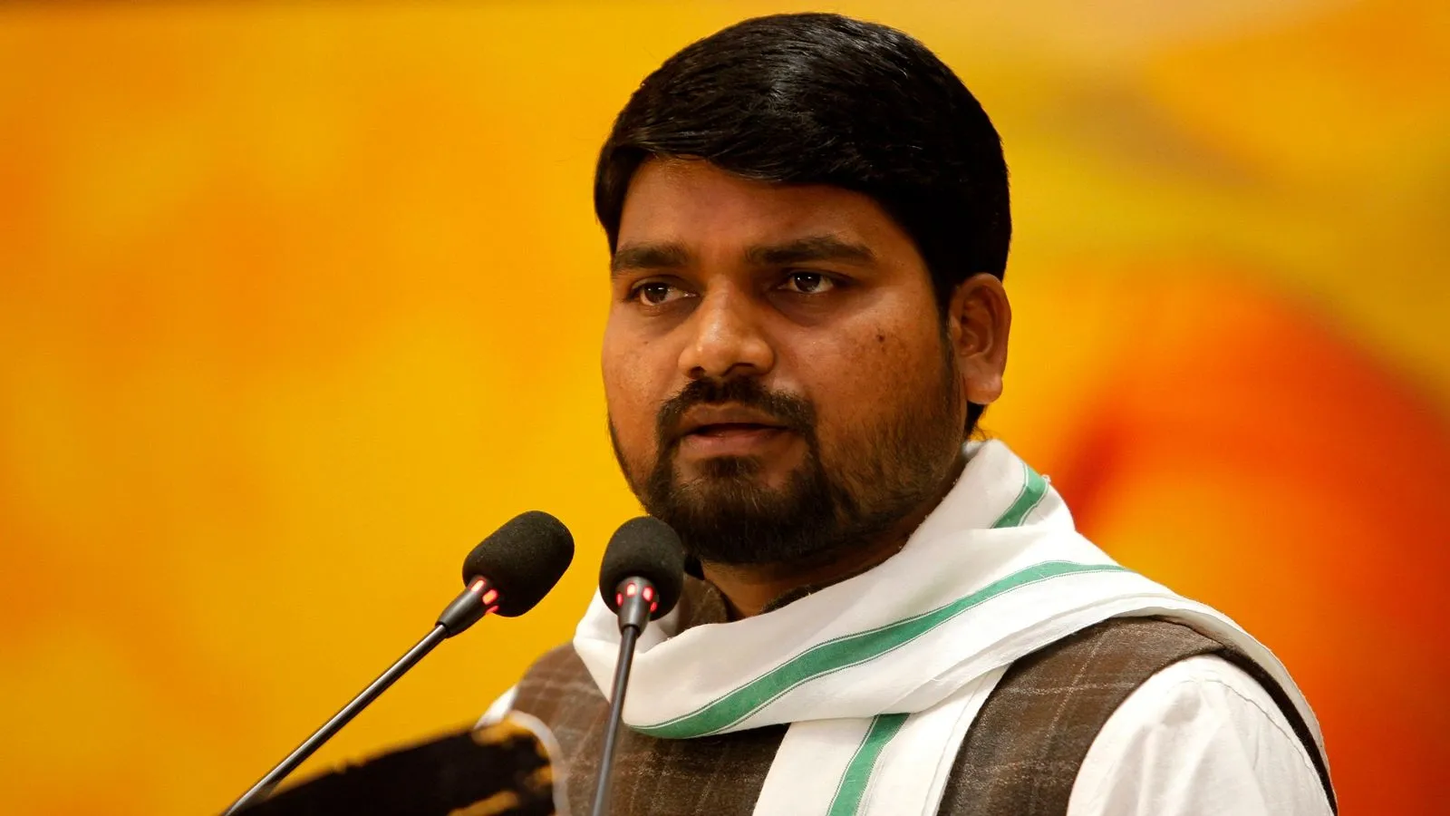 AAP MLA Chaitar Vasava Sentenced to Seven Years in 2023 Assault and Extortion Case; Party Announces Statewide Protests